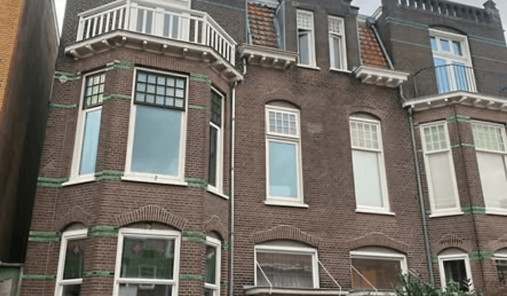 Studio · 28 m² · €845,-