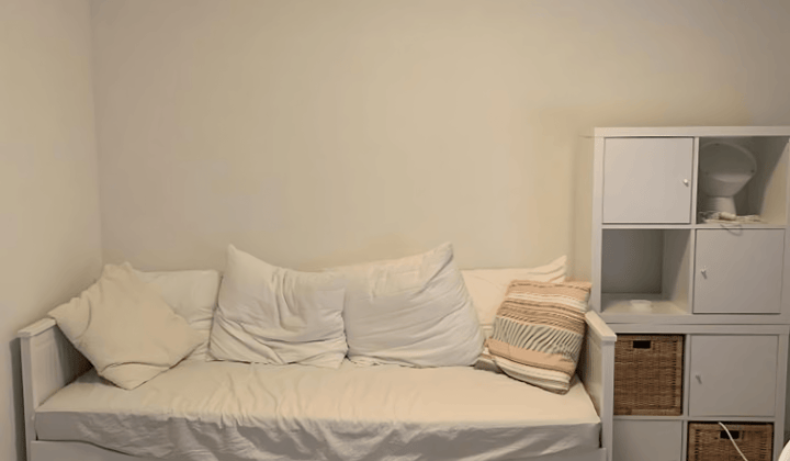Kamer · 10 m² · €750,-