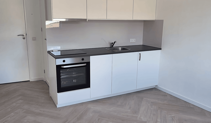 Kamer · 18 m² · €780,-