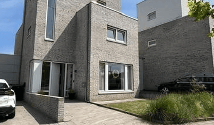 Huis · 140 m² · €2850,-