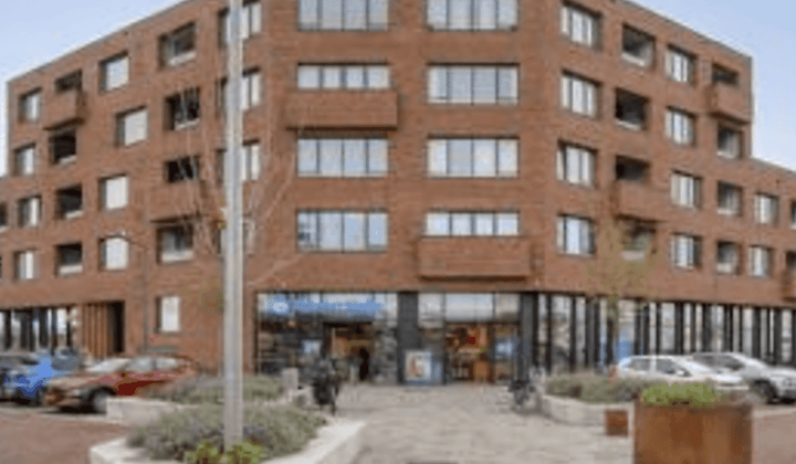 Appartement · 85 m² · €1228,-