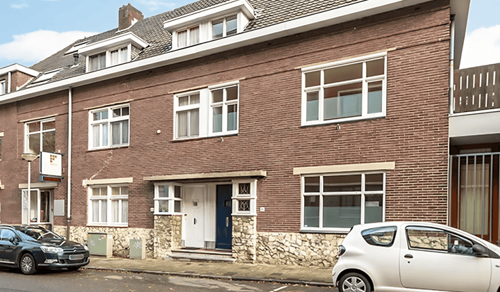 Huis · 135 m² · €1195,-