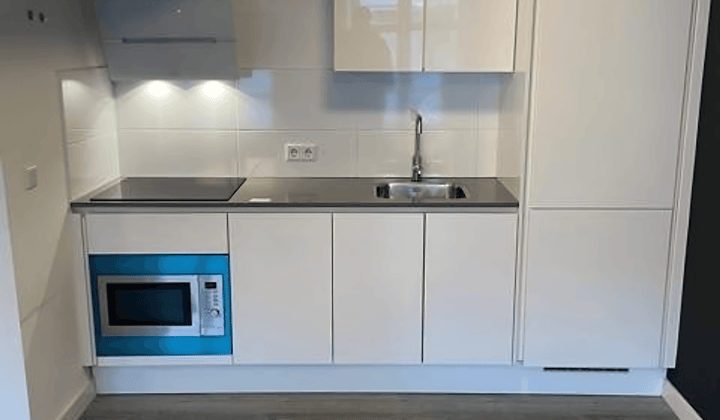 Appartement · 36 m² · €1050,-
