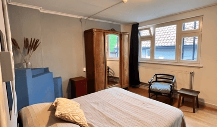 Kamer · 25 m² · €650,-
