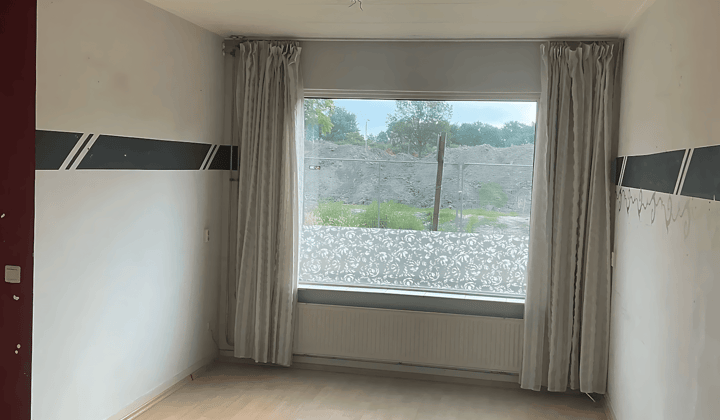 Huis · 80 m² · €498,-