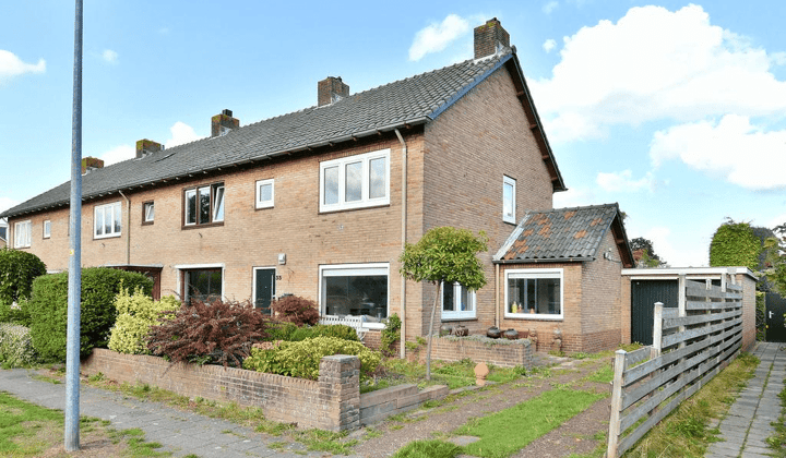 Huis · 117 m² · €2750,-
