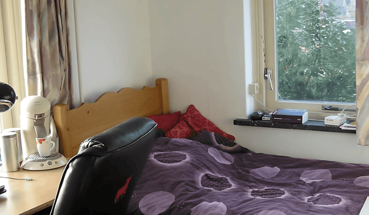 Kamer · 9 m² · €440,-