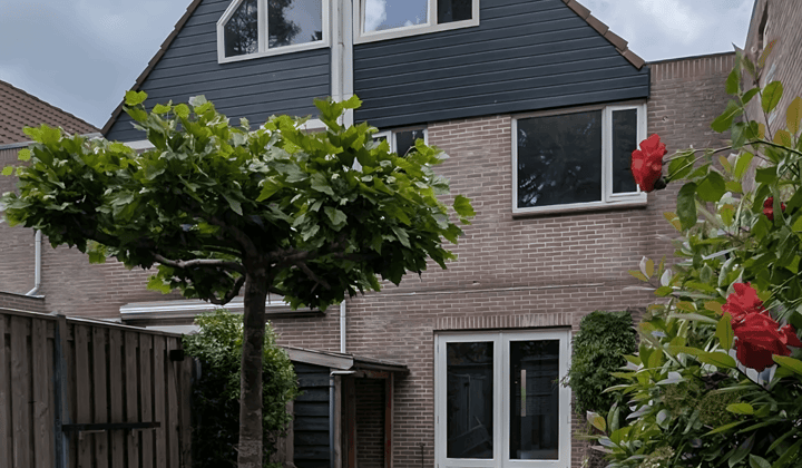 Huis · 122 m² · €2250,-