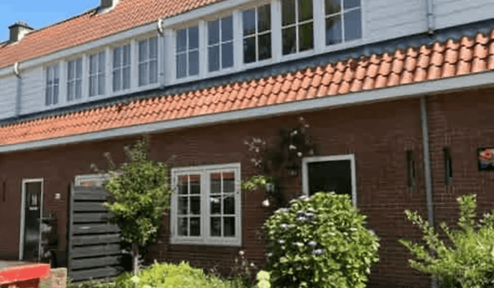 Huis · 83 m² · €1140,-