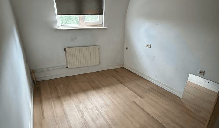 Kamer · 10 m² · €550,-