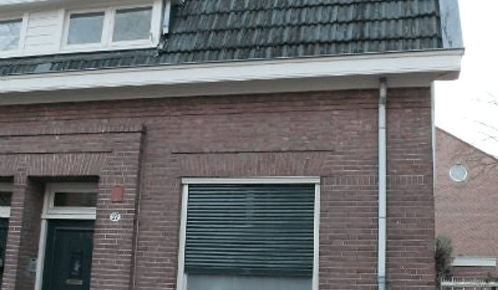 Studio · 54 m² · €1305,-