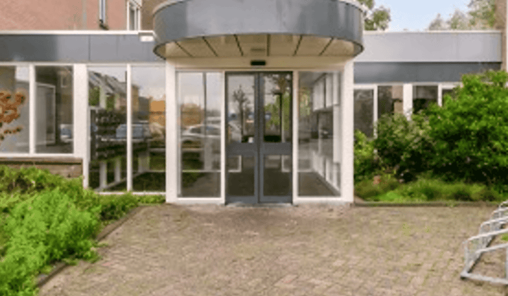 Appartement · 49 m² · €925,-
