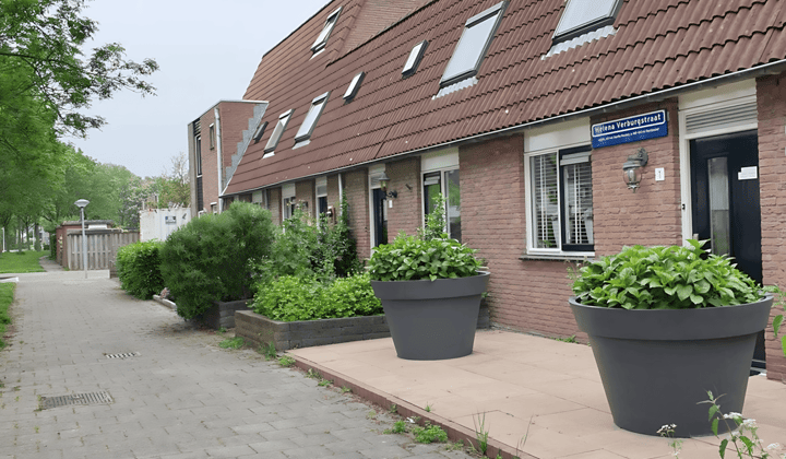 Huis · 81 m² · €1750,-