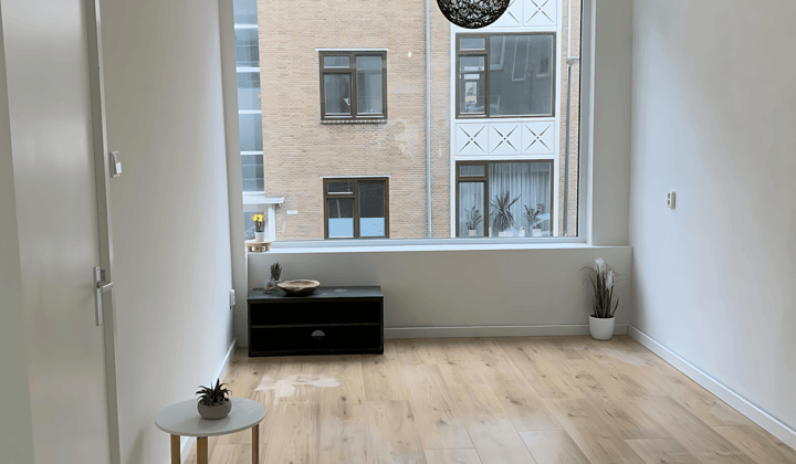 Appartement · 80 m² · €2100,-