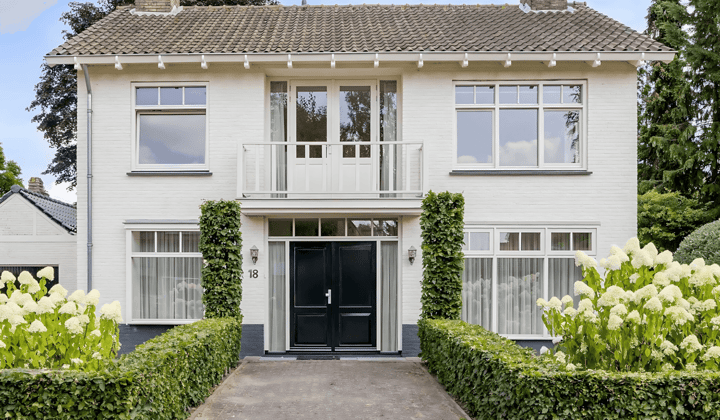 Huis · 240 m² · €2650,-