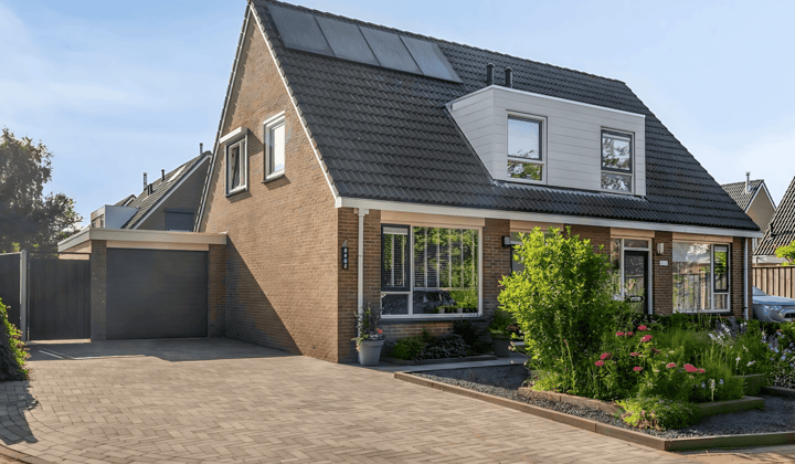 Huis · 115 m² · €1695,-