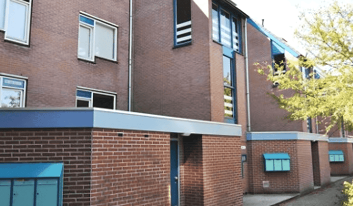 Appartement · 90 m² · €713,-