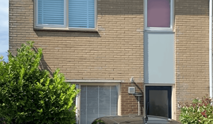 Huis · 82 m² · €1136,-