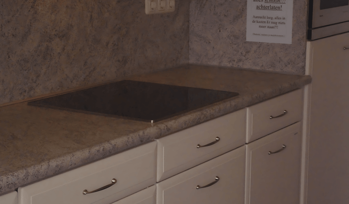 Kamer · 6 m² · €299,-