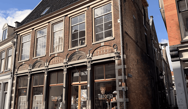 Studio · 35 m² · €972,-