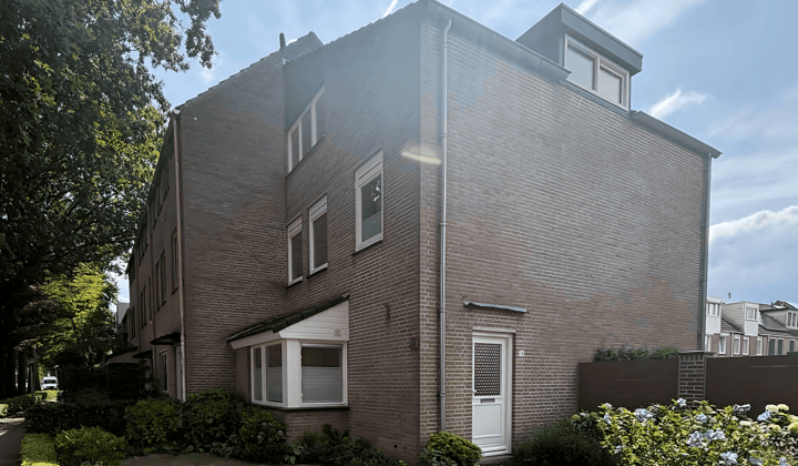 Huis · 150 m² · €2750,-