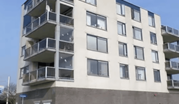 Appartement · 90 m² · €1200,-