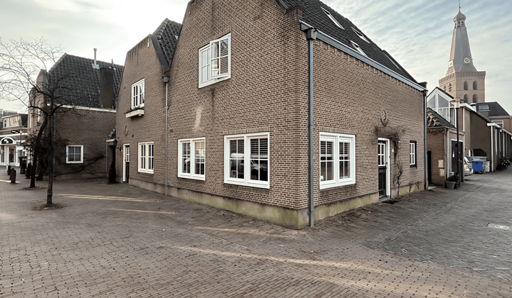 Huis · 111 m² · €1895,-