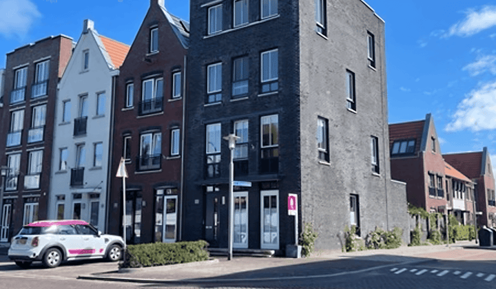 Huis · 217 m² · €2850,-