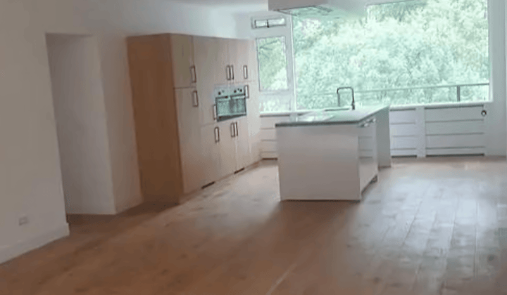 Appartement · 120 m² · €1200,-