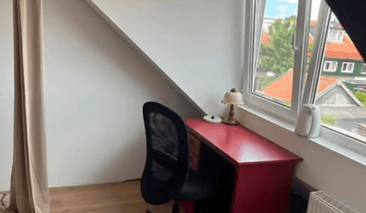 Kamer · €500,-