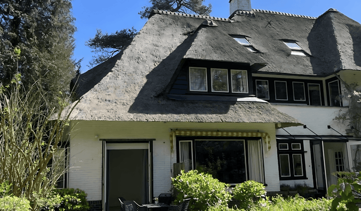 Huis · 93 m² · €1420,-