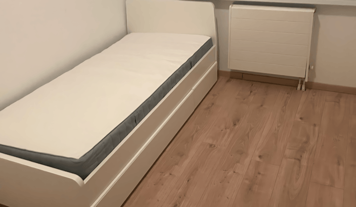 Kamer · 10 m² · €800,-