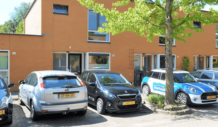 Huis · 89 m² · €2295,-