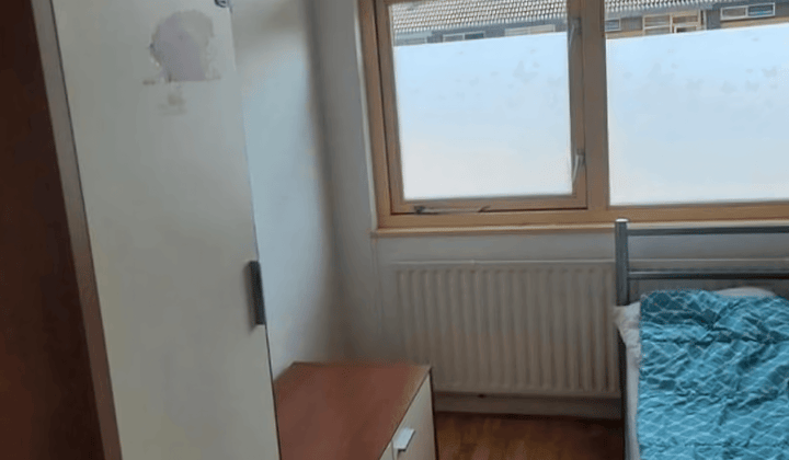 Kamer · 10 m² · €850,-