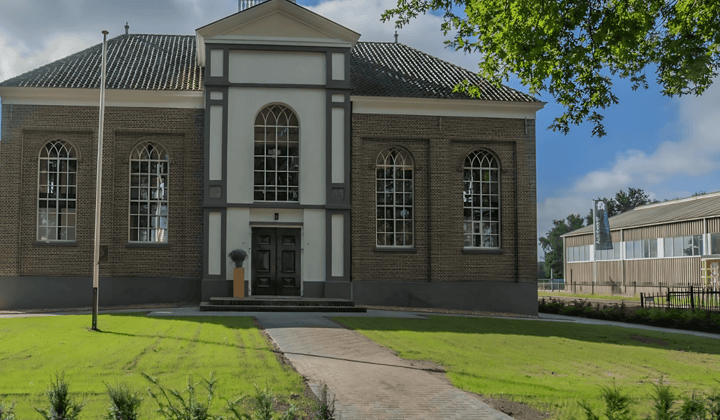 Huis · 144 m² · €1945,-