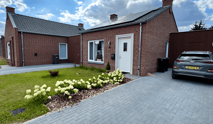 Huis · 90 m² · €1500,-