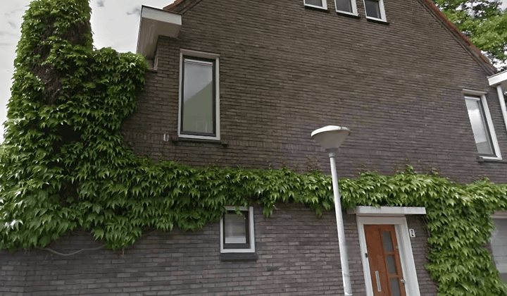 Huis · 120 m² · €1975,-