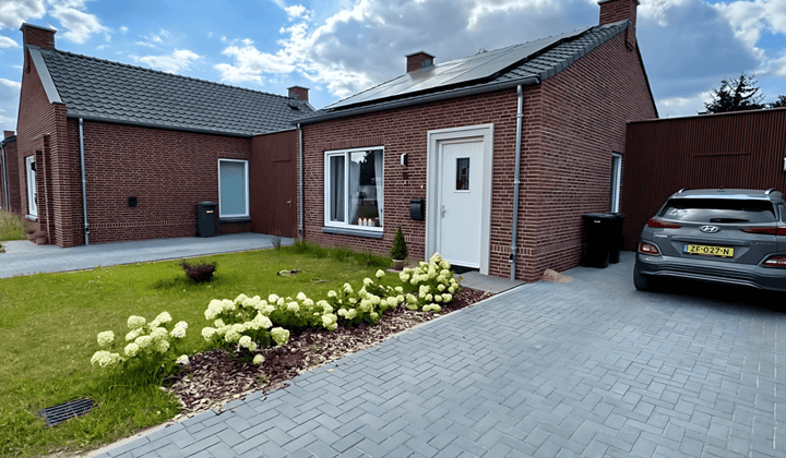 Huis · 90 m² · €1500,-