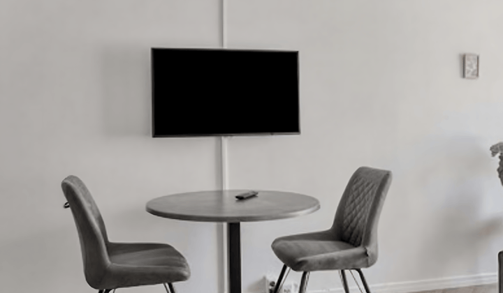 Studio · 30 m² · €1275,-