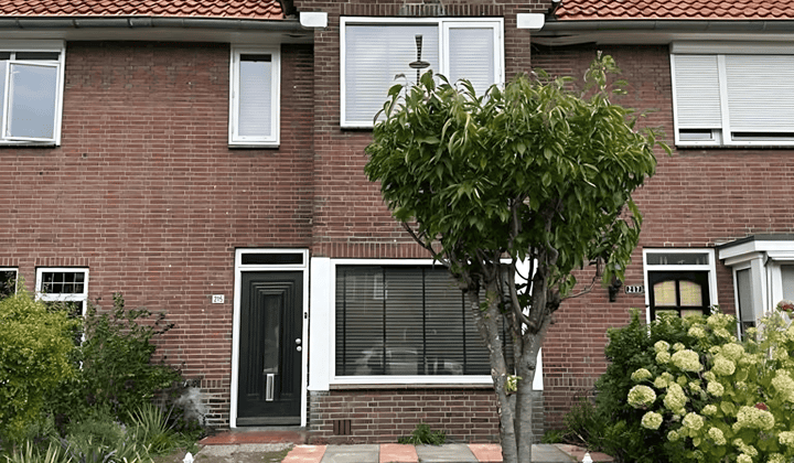 Huis · 115 m² · €2600,-
