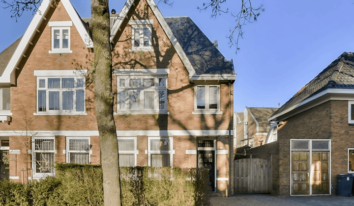 Huis · 180 m² · €5500,-