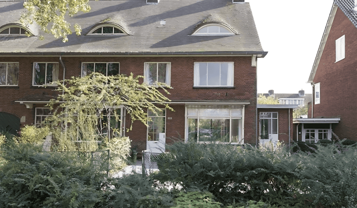 Huis · 220 m² · €7850,-