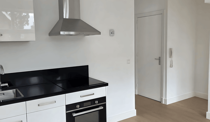 Appartement · 43 m² · €947,-