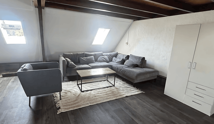 Appartement · 104 m² · €1353,-