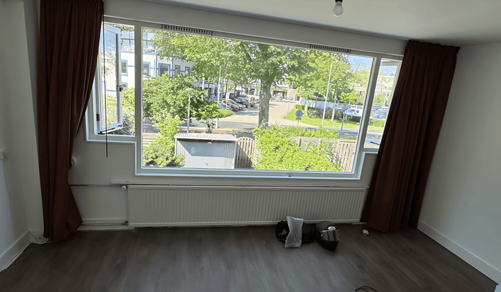 Kamer · 133 m² · €1500,-