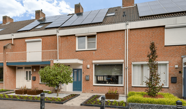 Huis · 102 m² · €1395,-