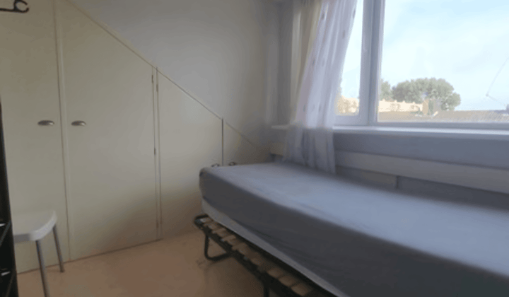 Kamer · 25 m² · €850,-