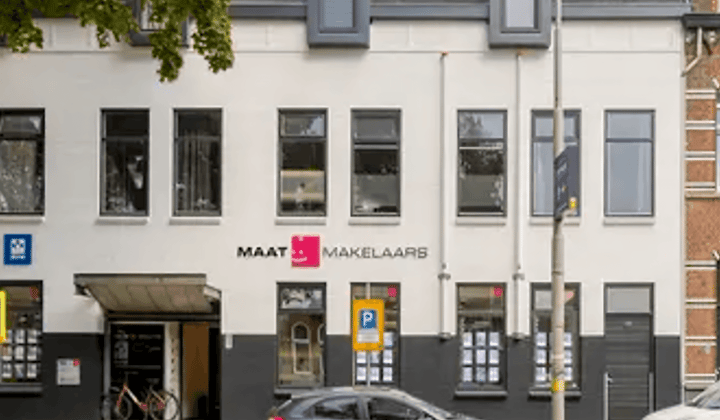 Appartement · 86 m² · €1225,-