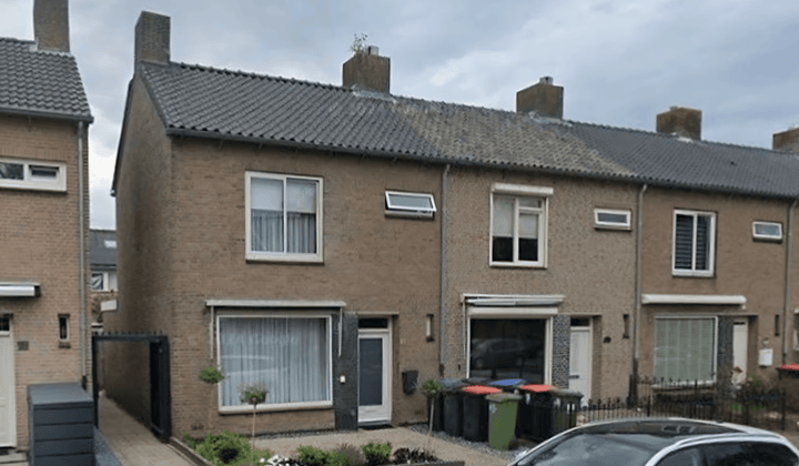 Huis · 103 m² · €1375,-