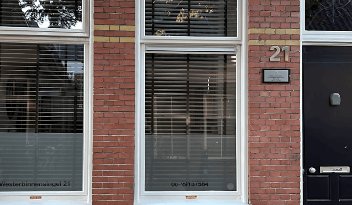 Studio · 42 m² · €1500,-